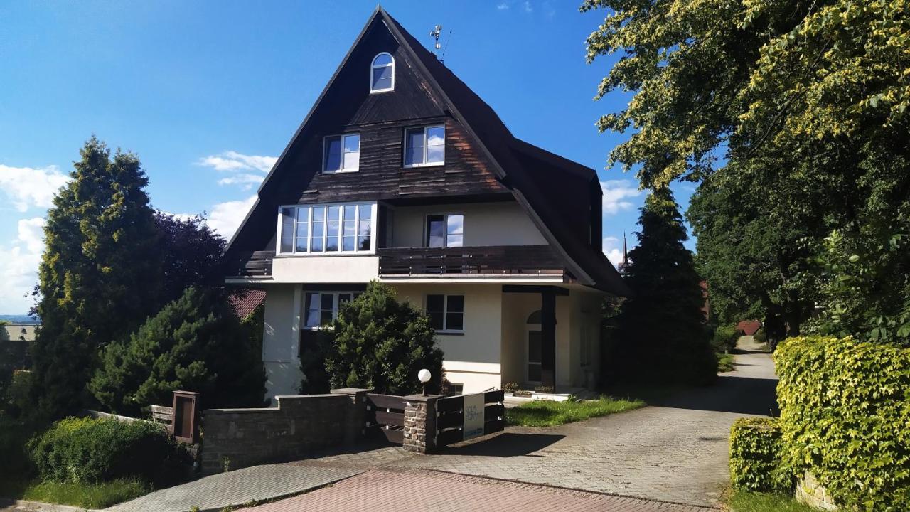 Sola Gratia Hotell Bystřice pod Hostýnem Exteriör bild
