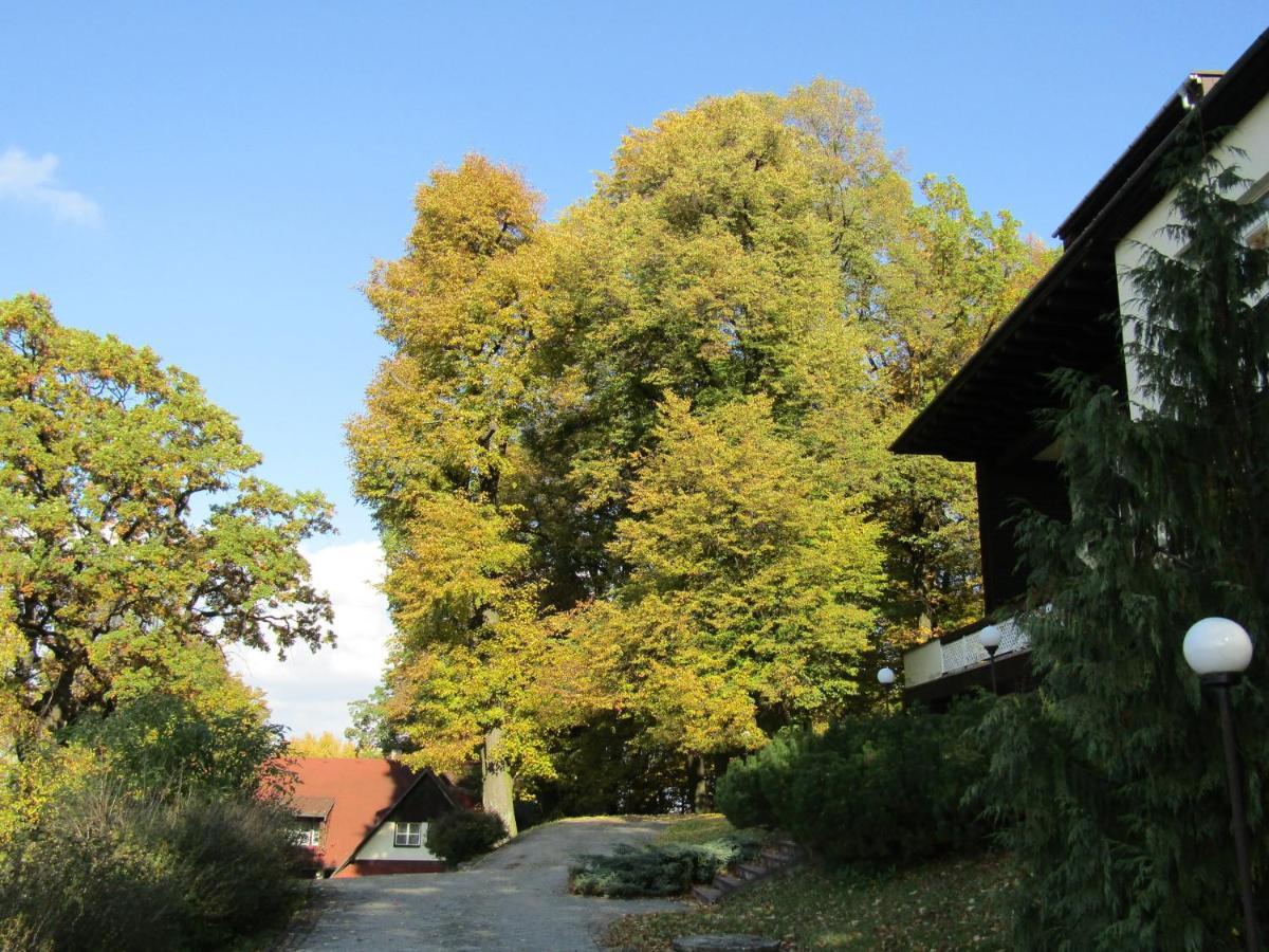 Sola Gratia Hotell Bystřice pod Hostýnem Exteriör bild